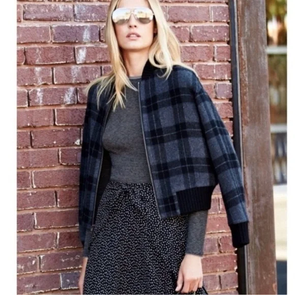 Like New Vince Plaid Bomber Jacket Women’s Black & Gray - Picture 6 of 9